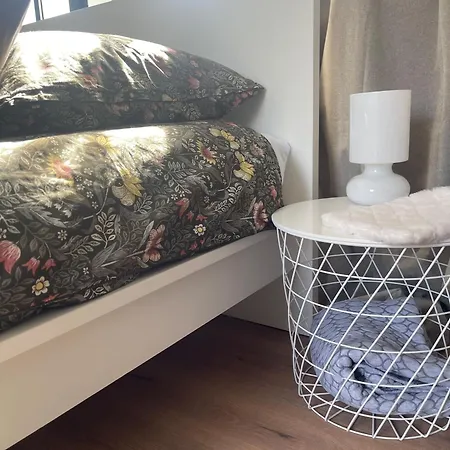 Charmante Mit Garten, Gemuetlich, Ruhig, Zentral Apartmán