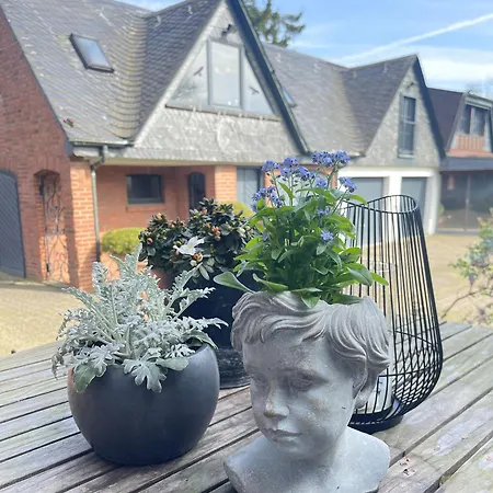 Charmante Im Hinterhof * Нойкирхен-Флуйн