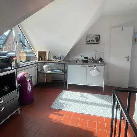 Charmante Wohnung Mit Garten, Gemuetlich, Ruhig, Zentral نويكيرشن-فلوين