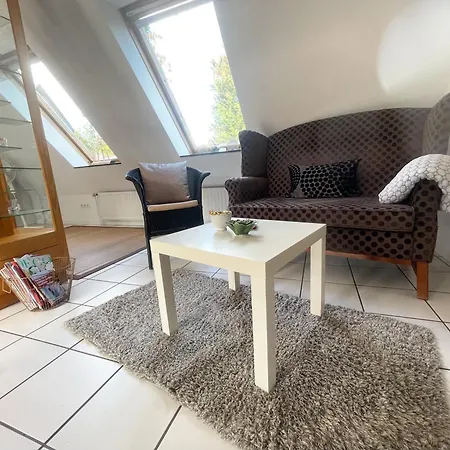 Charmante Wohnung Mit Garten, Gemuetlich, Ruhig, Zentral نويكيرشن-فلوين