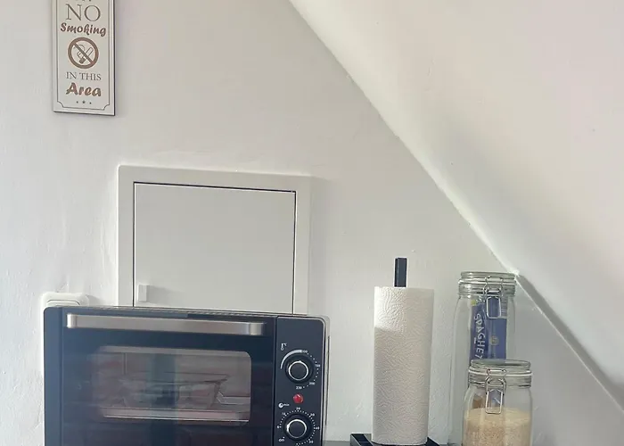 Charmante Wohnung Mit Garten, Gemuetlich, Ruhig, Zentral *