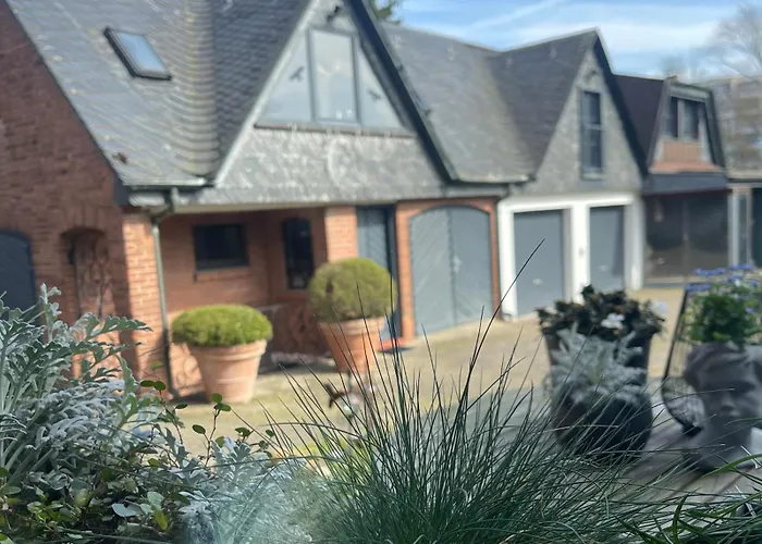 شقة Charmante Wohnung Mit Garten, Gemuetlich, Ruhig, Zentral نويكيرشن-فلوين