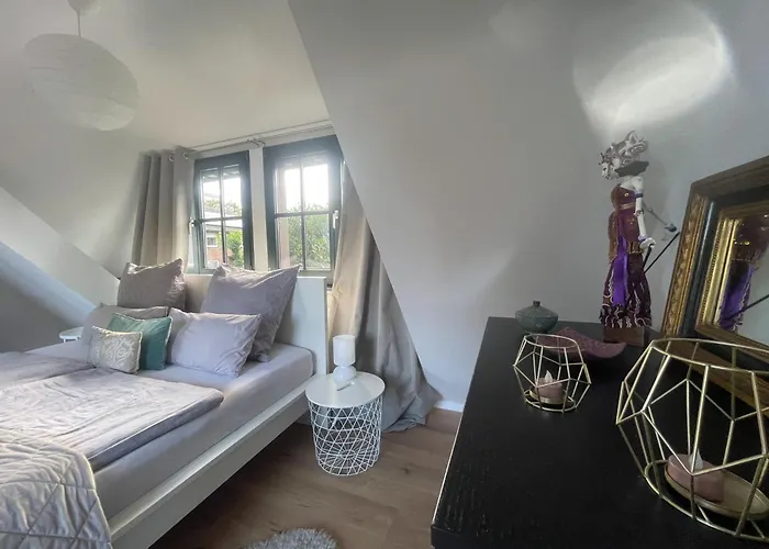 Charmante Wohnung Mit Garten, Gemuetlich, Ruhig, Zentral نويكيرشن-فلوين